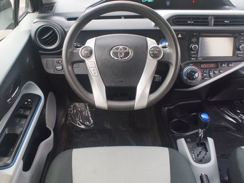 Used 2012 Toyota Prius C Three FWD image 5