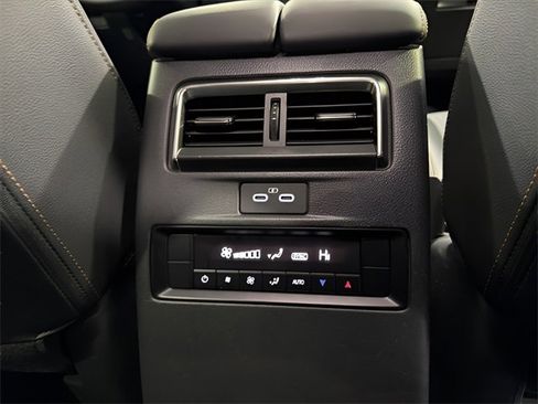 Used 2025 MAZDA CX-90 3.3 Turbo w/ Preferred Package image 34