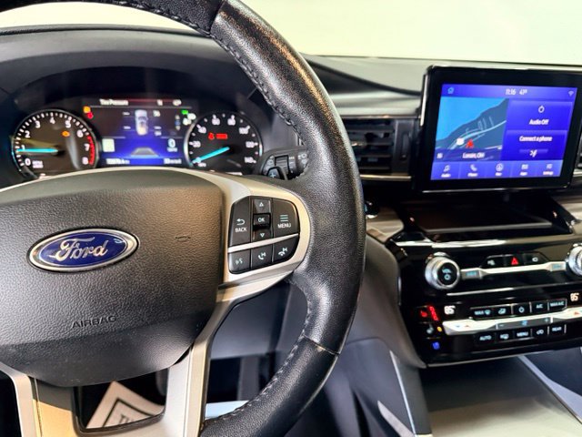 Used 2021 Ford Explorer Limited w/ Hybrid Equipment Group 310A AWD/4WD image 19