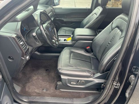 Used 2020 Ford Expedition Limited RWD image 11