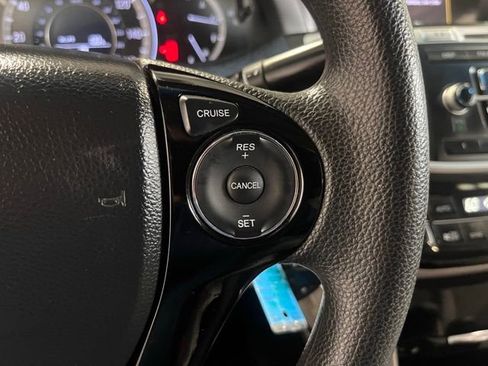 Used 2017 Honda Accord LX image 26