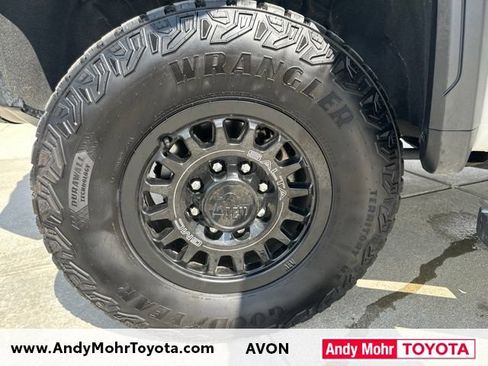Used 2025 GMC Sierra 2500 AT4X w/ AT4X AEV Edition AWD/4WD image 45