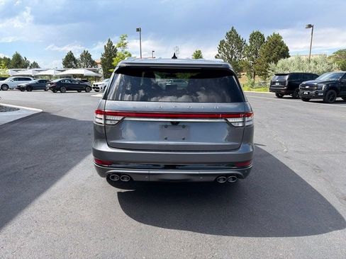 Used 2021 Lincoln Aviator Grand Touring w/ Equipment Group 302A AWD/4WD image 4