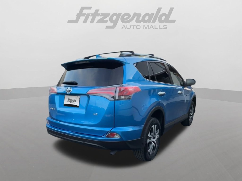 Used 2016 Toyota RAV4 LE FWD image 8