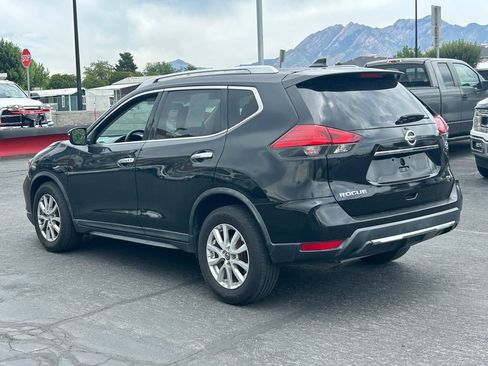 Used 2017 Nissan Rogue SV FWD image 7