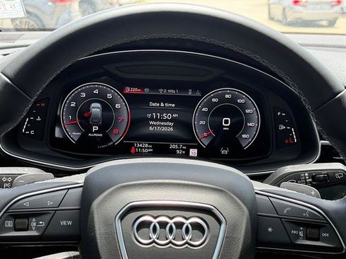 Used 2025 Audi Q7 3.0T Prestige AWD/4WD image 18