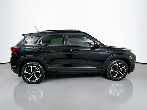Used 2022 Chevrolet TrailBlazer RS w/ Sun and Liftgate Package FWD image 8