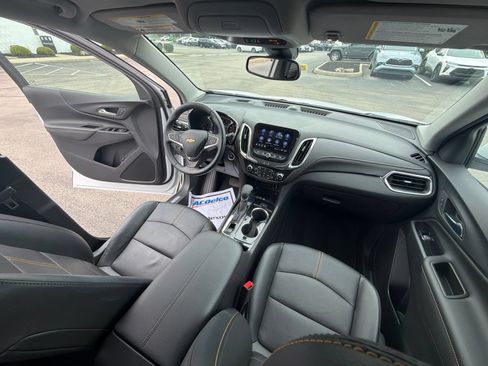 Used 2024 Chevrolet Equinox Premier FWD image 27