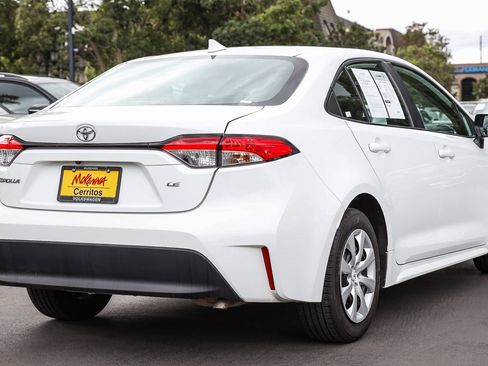 Used 2024 Toyota Corolla LE image 9