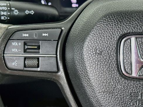 Used 2023 Honda Accord LX image 11