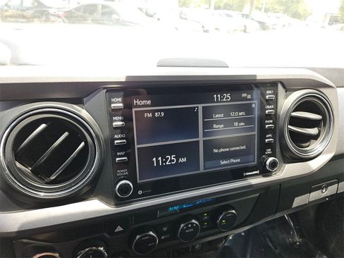 Used 2021 Toyota Tacoma TRD Off-Road w/ Technology Package image 22