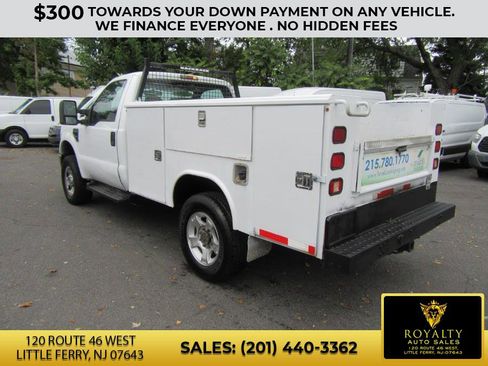 Used 2008 Ford F350 XLT image 5