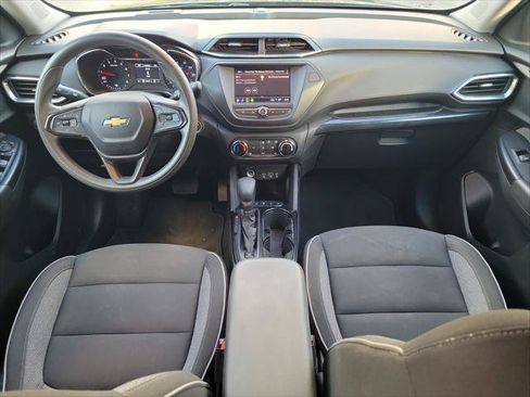 Used 2023 Chevrolet TrailBlazer LT AWD/4WD image 11