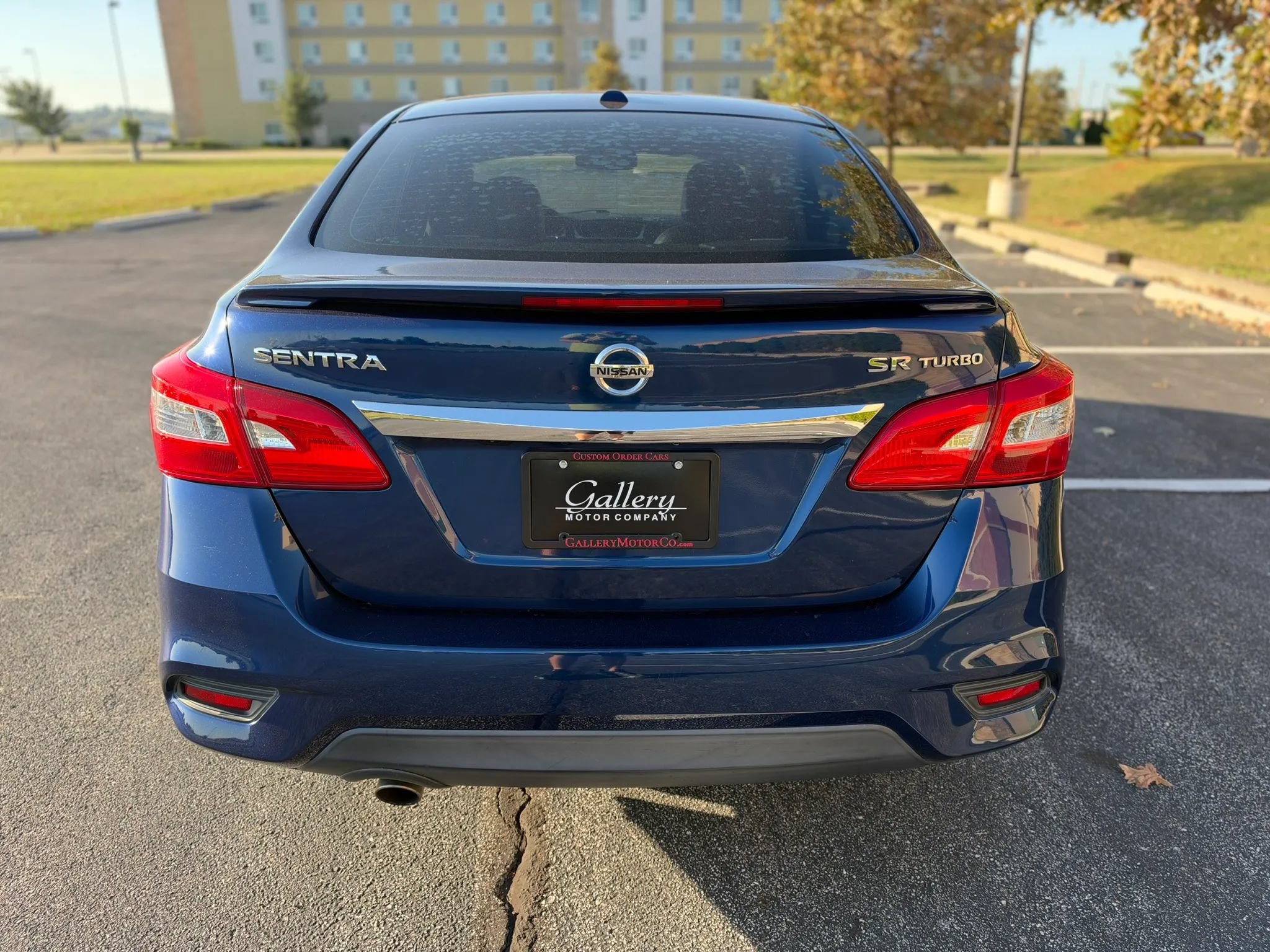 Used 2017 Nissan Sentra SR Turbo w/ SR Turbo Premium Package FWD image 4