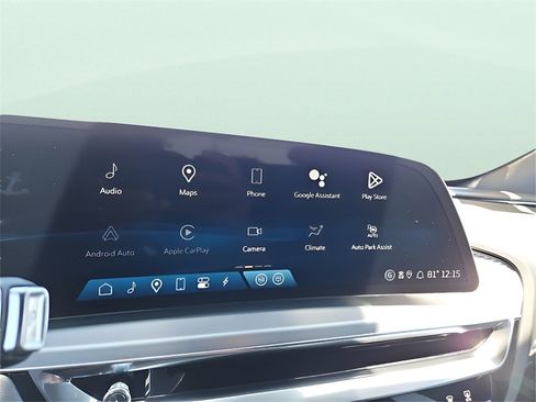 New 2024 Cadillac Lyriq Luxury image 10