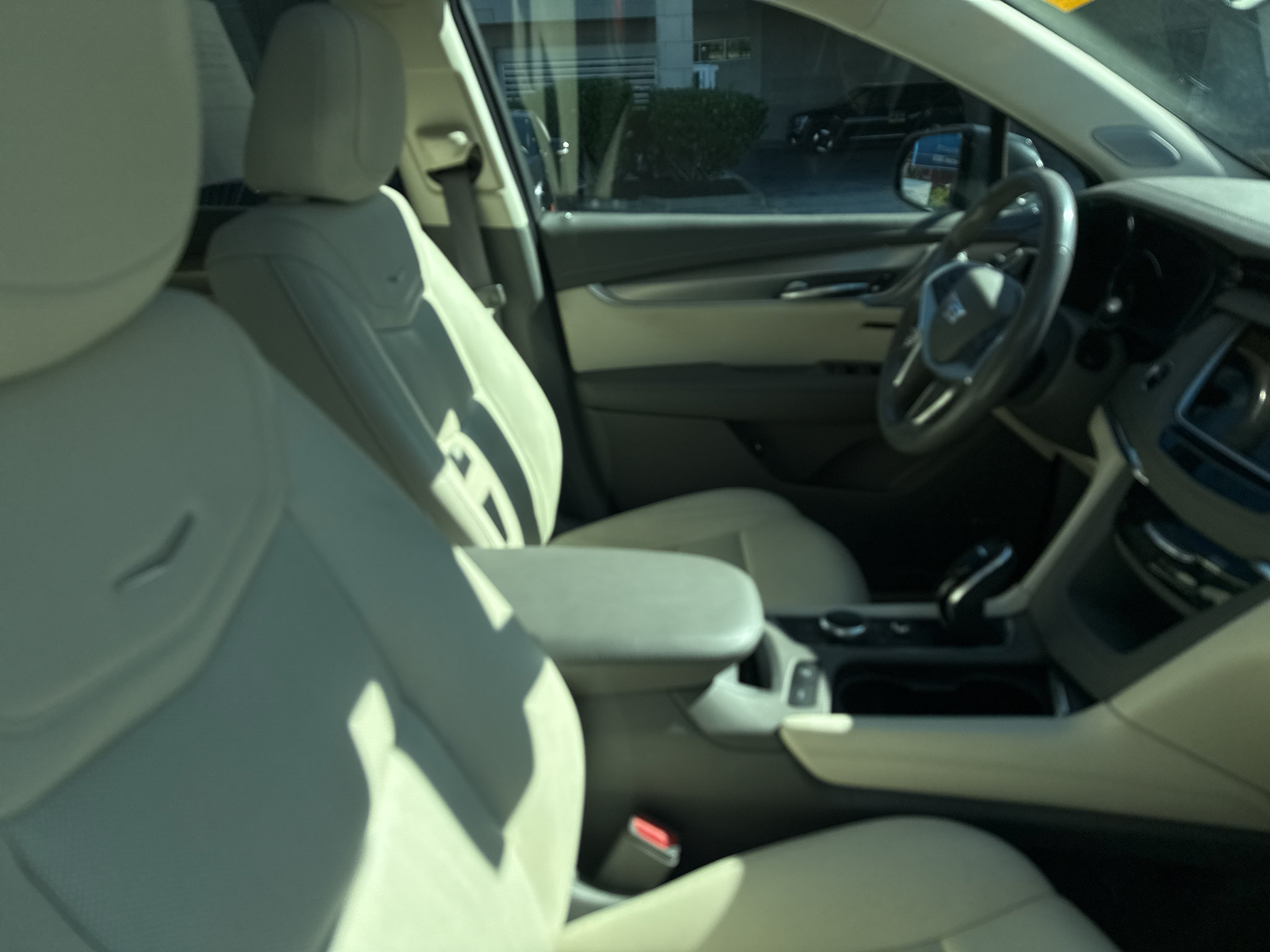 Used 2021 Cadillac XT5 Premium Luxury FWD image 7