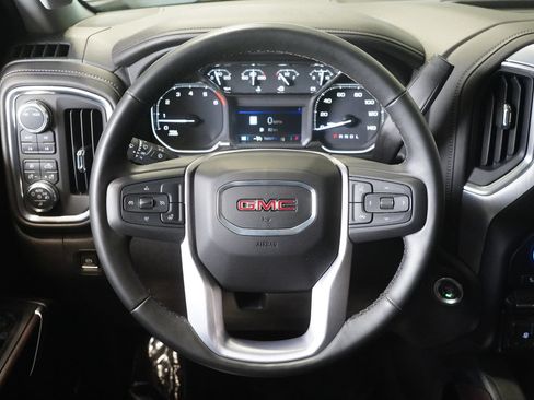 Used 2023 GMC Sierra 2500 SLT w/ SLT Preferred Package AWD/4WD image 15