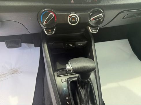 Used 2020 Kia Rio LX FWD image 16