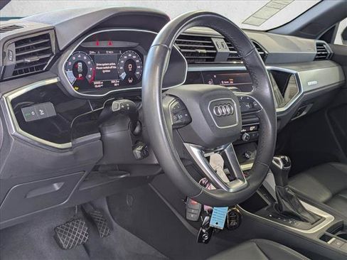 Used 2025 Audi Q3 2.0T Premium AWD/4WD image 10