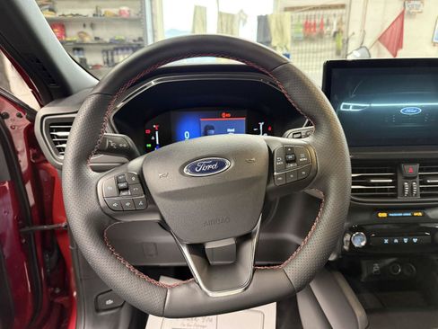 New 2026 Ford Escape ST-Line w/ Tech Pack #1 AWD/4WD image 13