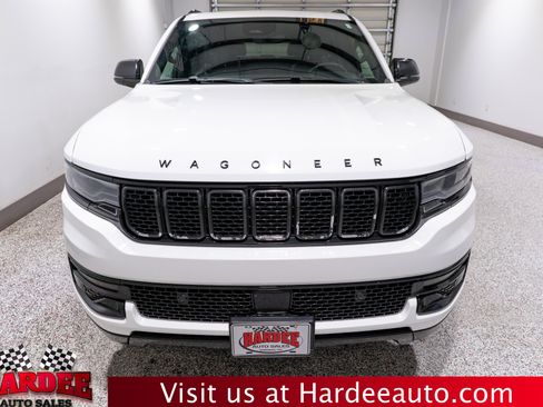 Used 2024 Jeep Wagoneer Series II AWD/4WD image 7