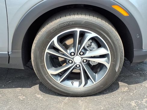 Used 2023 Buick Encore GX Essence w/ Advanced Technology Package FWD image 9