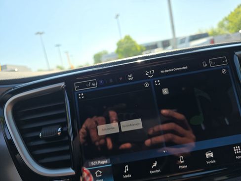 New 2026 Chrysler Pacifica Select FWD image 25