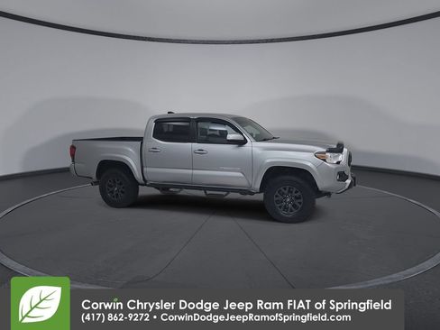 Used 2023 Toyota Tacoma SR5 w/ Technology Package AWD/4WD image 2