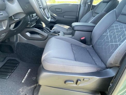 New 2026 Nissan Frontier SV image 13