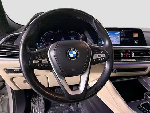 Used 2022 BMW X6 xDrive40i AWD/4WD image 11