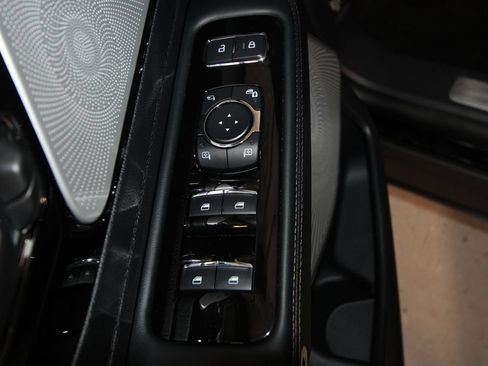 Used 2026 Lincoln Aviator Reserve AWD/4WD image 6
