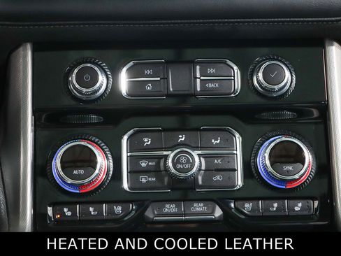 Used 2023 GMC Yukon Denali AWD/4WD image 21