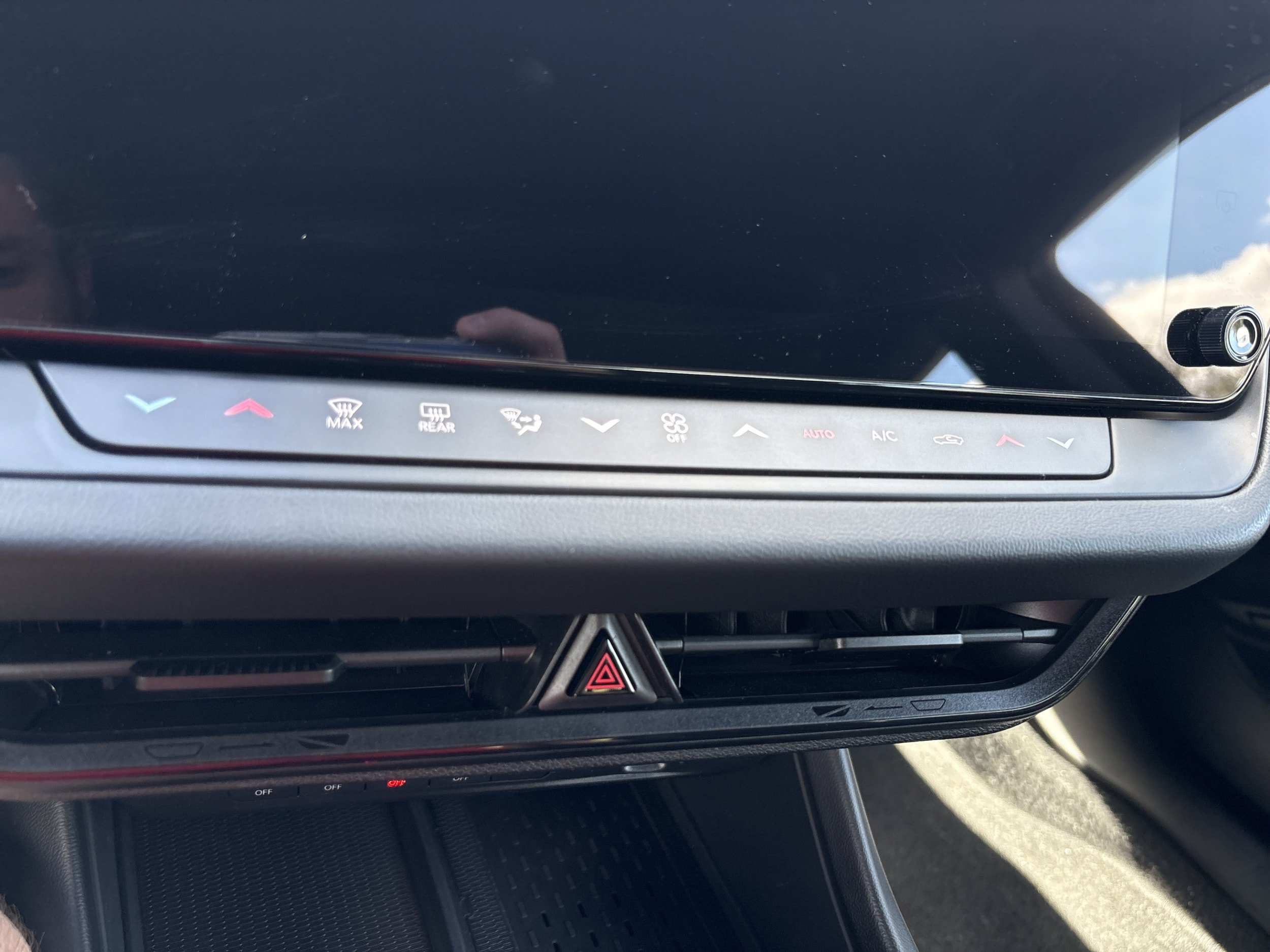 Used 2026 Dodge Charger R/T AWD/4WD image 12