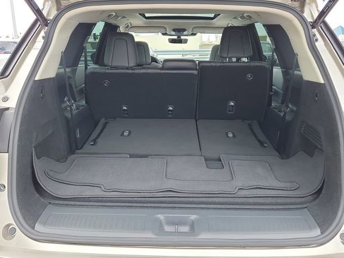 Certified 2026 INFINITI QX60 Luxe w/ Cargo Package AWD/4WD image 30