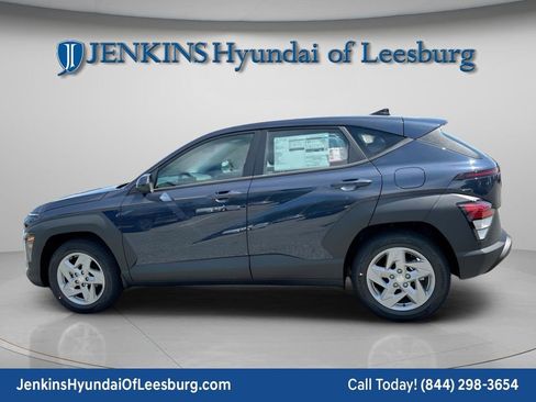 New 2026 Hyundai Kona SE image 8