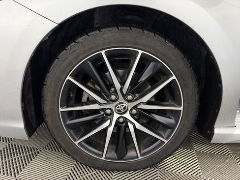 Used 2021 Toyota Camry SE image 13