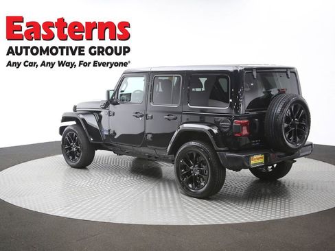 Used 2025 Jeep Wrangler Unlimited Sahara w/ Safety Group AWD/4WD image 63