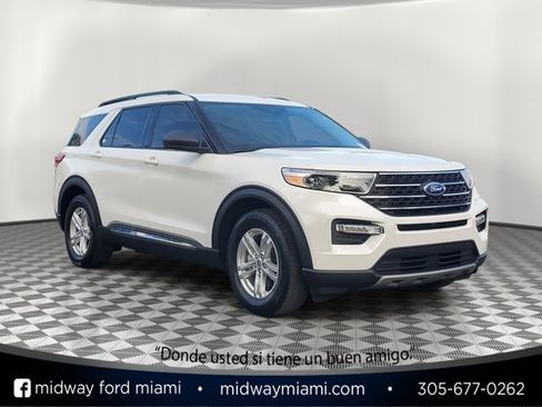 Certified 2023 Ford Explorer XLT w/ Equipment Group 202A image 1