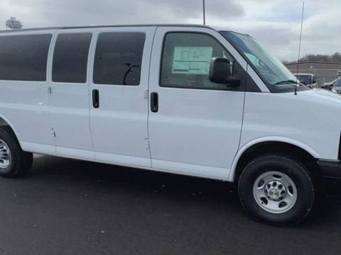 New 2026 Chevrolet Express 3500 LS RWD image 2