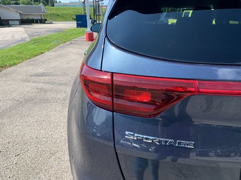 Used 2021 Kia Sportage EX AWD/4WD image 32