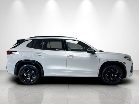 New 2026 Volkswagen Tiguan SE R-Line FWD image 6