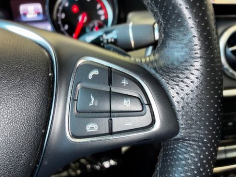Used 2019 Mercedes-Benz CLA 250 image 21