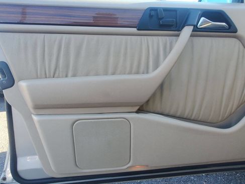 Used 1995 Mercedes-Benz E 320 E 320 4dr Sedan image 13