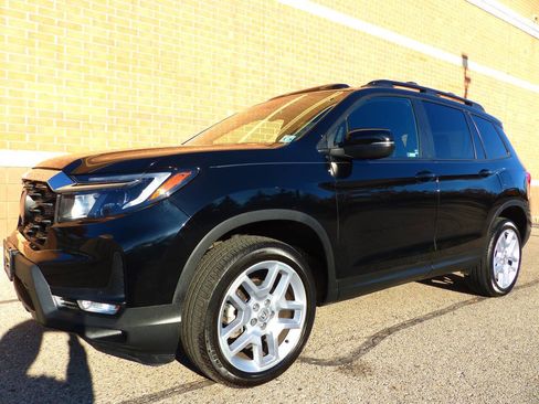 Used 2024 Honda Passport EX-L image 5