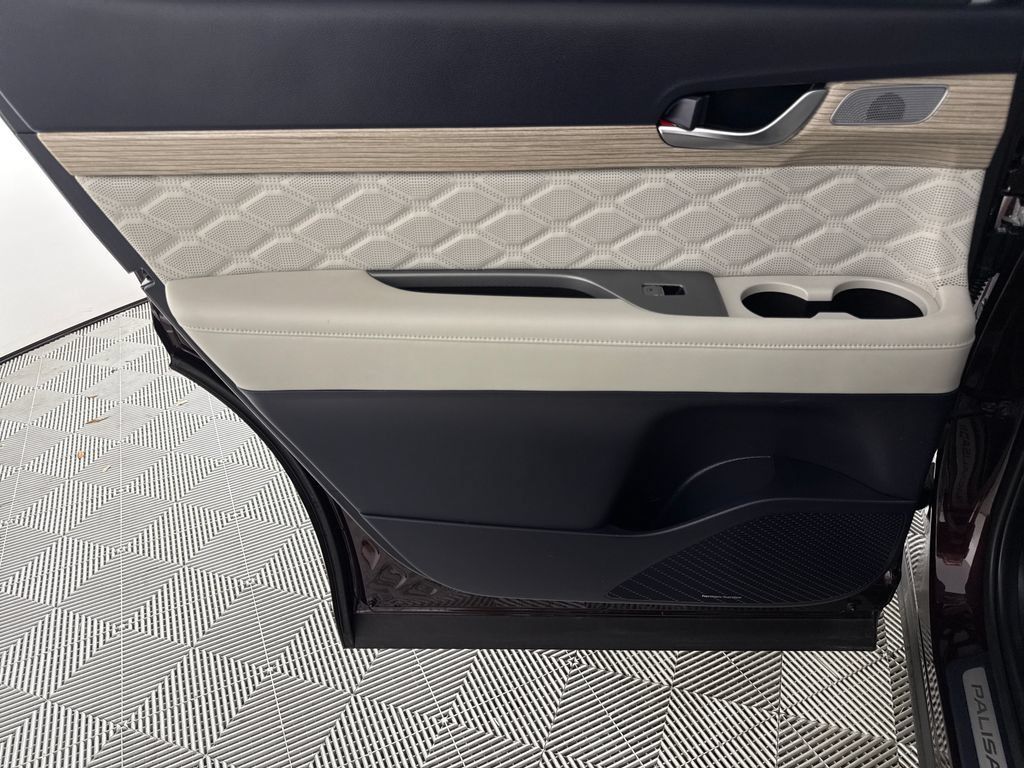 Used 2022 Hyundai Palisade Calligraphy FWD image 11