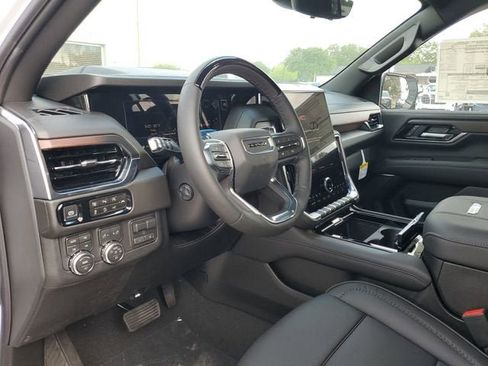 New 2026 GMC Yukon Denali w/ Denali Reserve Package AWD/4WD image 20