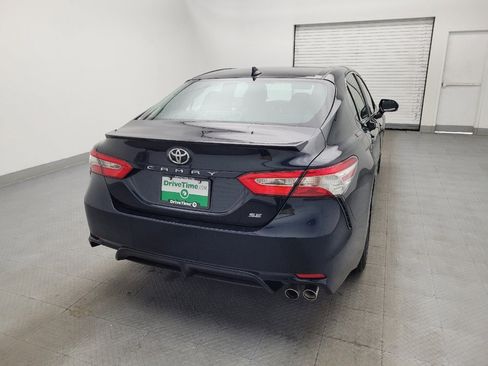 Used 2020 Toyota Camry SE w/ Convenience Package image 7