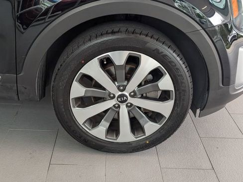 Used 2021 Kia Telluride S image 17