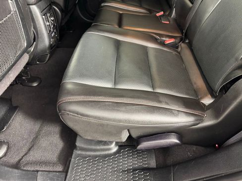 Used 2024 Dodge Durango GT image 28