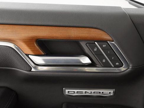 Used 2022 GMC Sierra 1500 Denali image 31